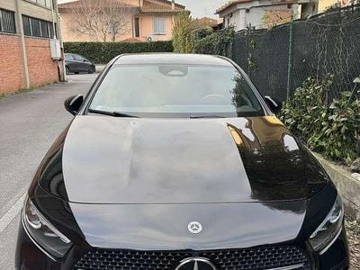 Usata Mercedes A180 AMG Line Premium 116 CV (85 kW) 2023 Nero Berlina