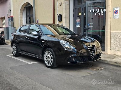 Usata Alfa Romeo Giulietta Distinctive 140 CV (102 kW) 2011 Nero Berlina