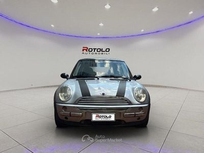 Usata Mini Cooper 116 CV (85 kW) 2004 Grigio Utilitaria