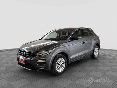 Usata VW T-Roc Business 115 CV (84 kW) 2021 Grigio SUV