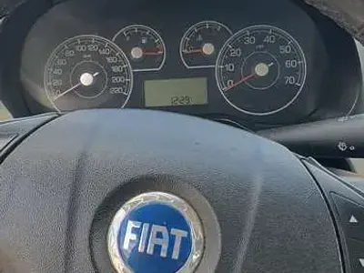 Usata Fiat Grande Punto Sport 90 CV (66 kW) 2007 Utilitaria