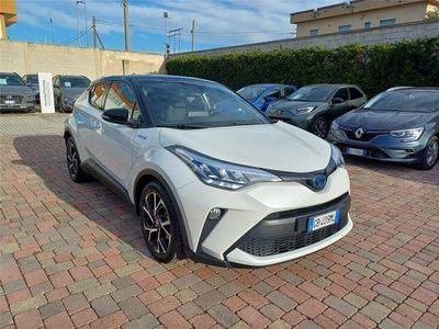 usata Toyota C-HR 2.0 Hybrid E-CVT Trend