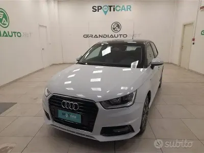 Begagnad Audi A1 Sportback Design 90 HK (66 kW) 2017 Vit Halvkombi