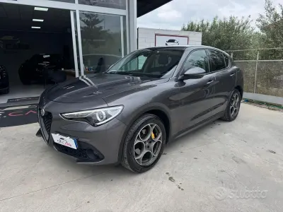 Usata Alfa Romeo Stelvio Sprint 190 CV (139 kW) 2021 Grigio SUV