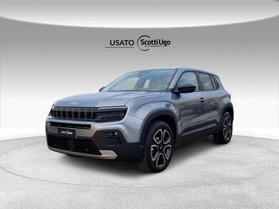 Begagnad Jeep Avenger Summit 101 HK (74 kW) 2025 Grå SUV