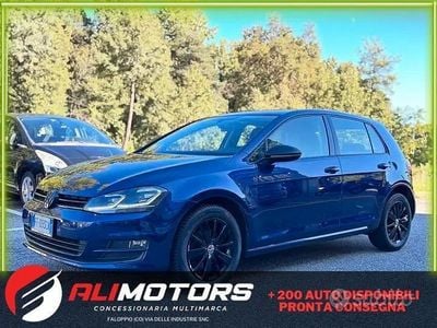Usata VW Golf VII Highline 110 CV (80 kW) 2016 Blu Berlina