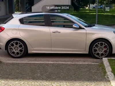 Usata Alfa Romeo Giulietta 170 CV (125 kW) 2010 Bianco Utilitaria