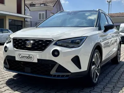 Usata Seat Arona FR 95 CV (69 kW) 2023 Bianco pastello/ tetto nero SUV