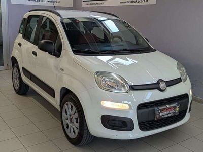 Usata Fiat Panda Lounge 80 CV (58 kW) 2014 Bianco Utilitaria