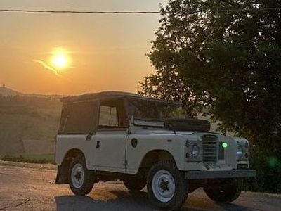 Usata Land Rover 88 1970 Giallo Cabrio