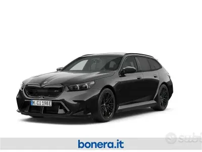 Ny BMW M5 Comfort Edition 544 HK (400 kW) 2026 Svart Kombi