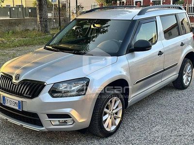 Usata Skoda Yeti Outdoor Ambition 105 CV (77 kW) 2015 Grigio SUV