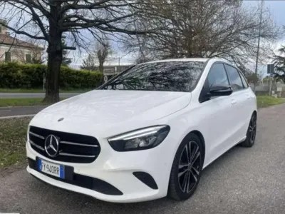 Usata Mercedes B180 116 CV (85 kW) 2019 Utilitaria
