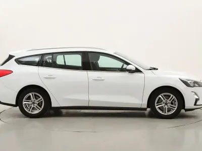 Usado Ford Focus Business Edition 120 HP (88 kW) 2020 Carrinha