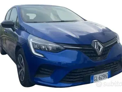 Usata Renault Clio V Equilibre 90 CV (66 kW) 2022 Blu Berlina