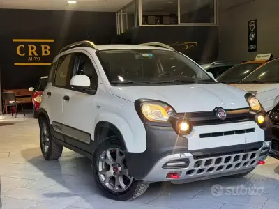 Usata Fiat Panda Cross Cross 80 CV (58 kW) 2015 Bianco Utilitaria