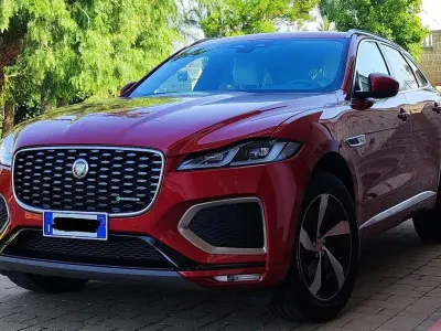 Usata Jaguar F-Pace R-Dynamic 163 CV (119 kW) 2022 SUV