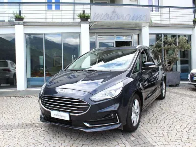 Usata Ford S-MAX Titanium 150 CV (110 kW) 2020 Grigio Monovolume