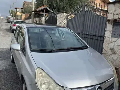 Usata Opel Corsa Sport 80 CV (58 kW) 2007 Utilitaria