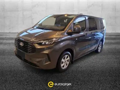 Begagnad Ford Transit Custom Titanium 136 HK (100 kW) 2025 Grå Kombi