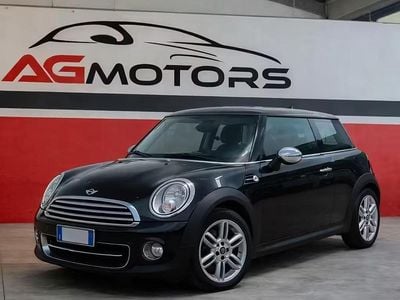 Usata Mini Cooper D 111 CV (81 kW) 2012 Nero Utilitaria