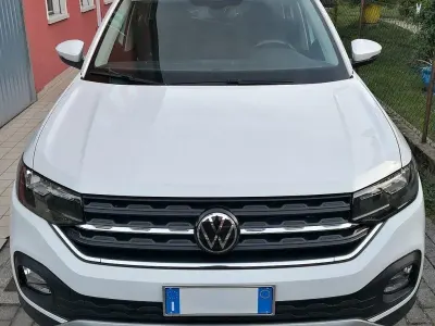 Usado VW T-Cross 110 CV (80 kW) 2021 Blanco SUV