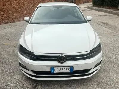 Usata VW Polo 80 CV (58 kW) 2021 Bianco Utilitaria