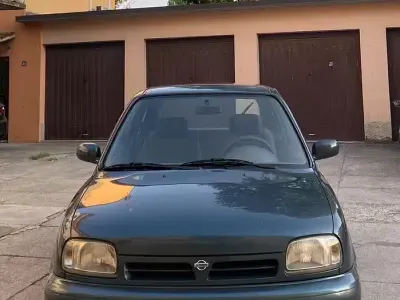 Usata Nissan Micra S 75 CV (55 kW) 1993 Verde Utilitaria
