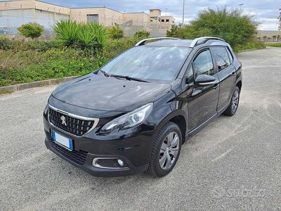 Usata Peugeot 2008 Active 99 CV (72 kW) 2018 SUV
