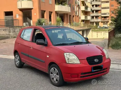 Usata Kia Picanto Spirit 61 CV (44 kW) 2006 Rosso Utilitaria