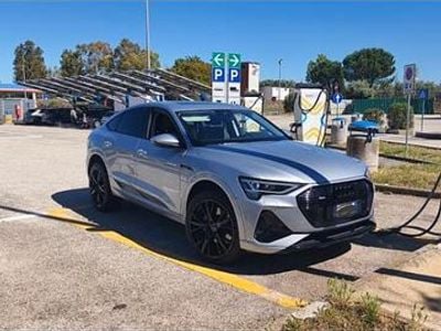 Usata Audi e-tron S-Line 150 kW (204 CV) 2022 Grigio SUV