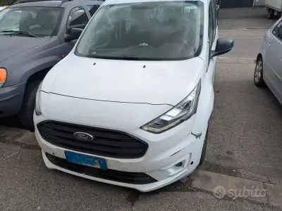Usata Ford Transit Connect 120 CV (88 kW) 2022 Bianco Monovolume
