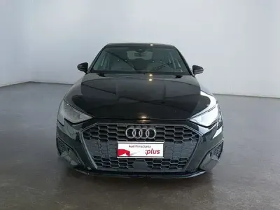 Usata Audi A3 Sportback Business 116 CV (85 kW) 2022 Nero Utilitaria