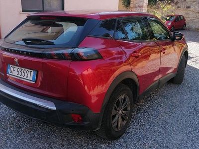 Usata Peugeot 2008 82 CV (60 kW) 2022 Rosso SUV