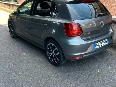 Usata VW Polo 85 CV (62 kW) 2016 Grigio Berlina