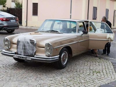 Usata Mercedes 280 SE 156 CV (114 kW) 1970 Oro Berlina