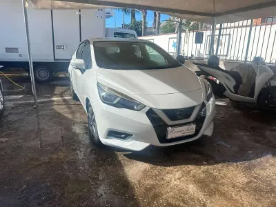 Usata Nissan Micra Visia 90 CV (66 kW) 2017 Bianco Utilitaria