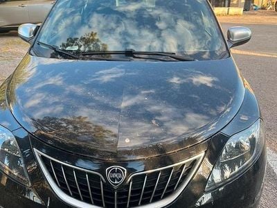 Usata Lancia Ypsilon S 95 CV (69 kW) 2022 Nero Utilitaria