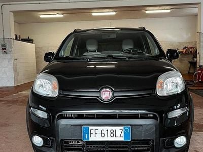 Usata Fiat Panda 4x4 S 95 CV (69 kW) 2016 Nero Utilitaria