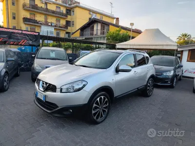Usata Nissan Qashqai N-TEC 110 CV (80 kW) 2011 Grigio SUV