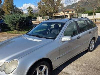 Grigio Usata 2002 Mercedes C220 Avantgarde Station wagon | 1200 € (Buon prezzo)