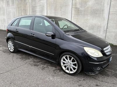Usata Mercedes B180 109 CV (80 kW) 2006 Nero Monovolume