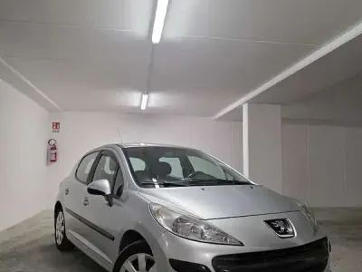 Usata Peugeot 207 90 CV (66 kW) 2006 Berlina