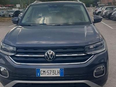 Usata VW T-Cross 110 CV (80 kW) 2023 Grigio SUV