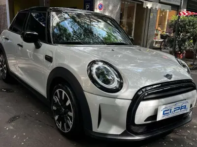 Usata Mini Cooper Essential 136 CV (100 kW) 2022 Other Utilitaria