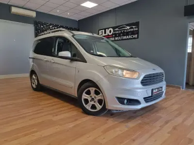 Usata Ford Tourneo Courier Titanium 75 CV (55 kW) 2015 Other Monovolume