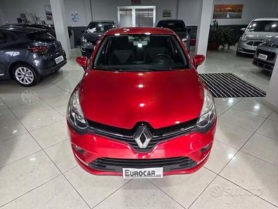 Usata Renault Clio IV Life 75 CV (55 kW) 2016 Rosso Berlina