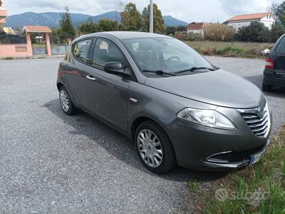 usata Lancia Ypsilon 1.3 mtj 95 CV Gold 2012