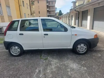 Usata Fiat Punto S 54 CV (39 kW) 1997 Berlina