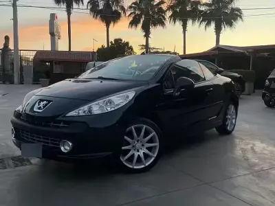 Usata Peugeot 207 CC 120 CV (88 kW) 2009 Nero Cabrio